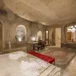 Hotel Hera Cave