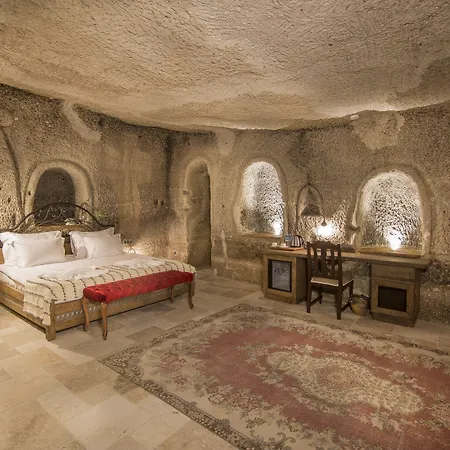 Hotel Hera Cave 4*