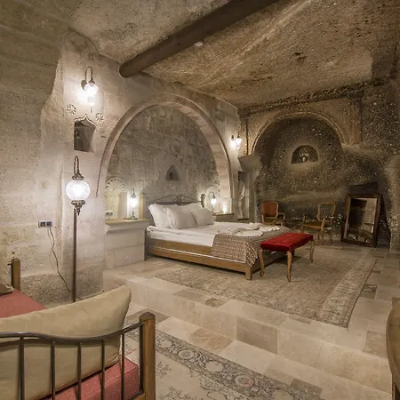 Hotel Hera Cave 4*