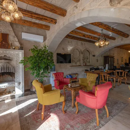 Hera Cave Hotel