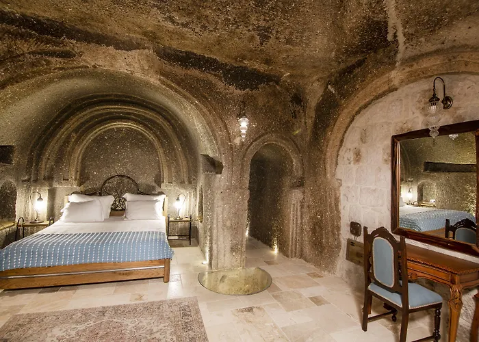 Hera Cave Hotel